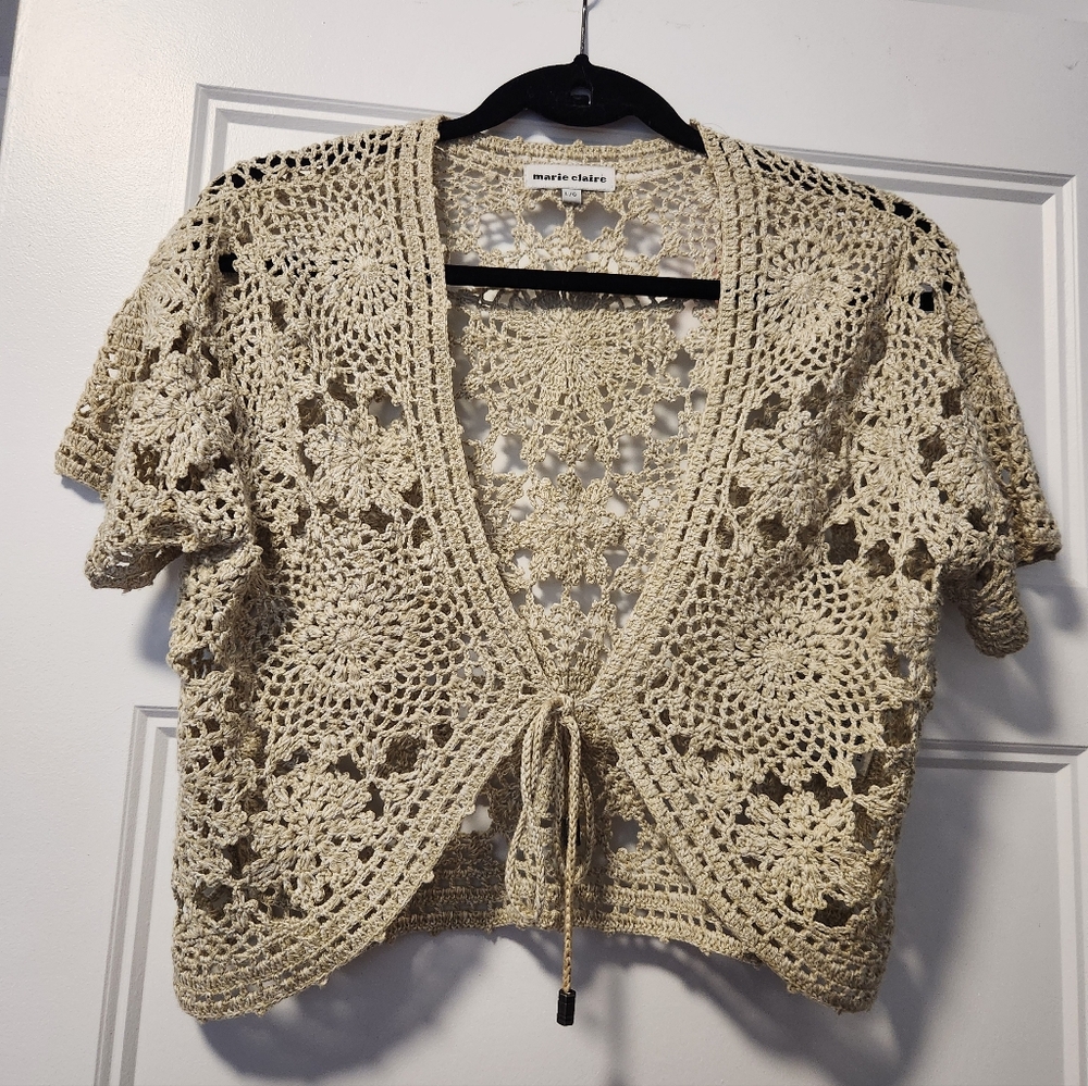 Boho Crochet Top. Front Tie.  Size L  Brand: Marie Claire.  Light Weight.